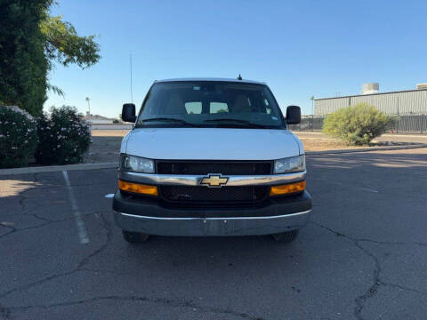 2025 Chevrolet Express LT 3500