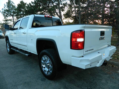 2015 GMC Sierra 2500HD Denali