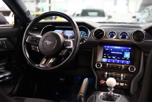 2022 Ford Mustang Mach 1