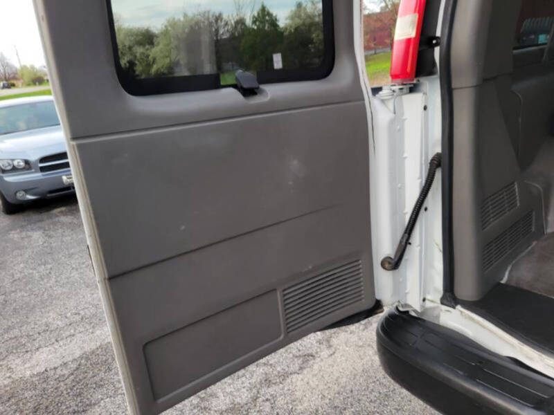 2016 Chevrolet Express LS 2500