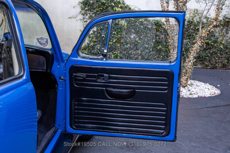 1972 Volkswagen Super Beetle