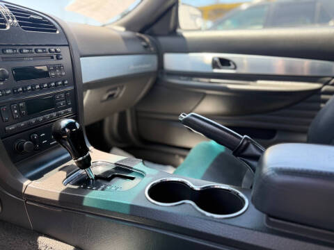 2002 Ford Thunderbird Deluxe