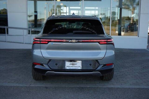 2025 Chevrolet Equinox EV LT 2