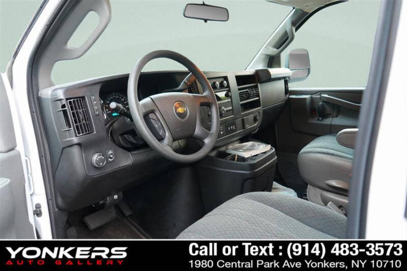 2024 Chevrolet Express 2500