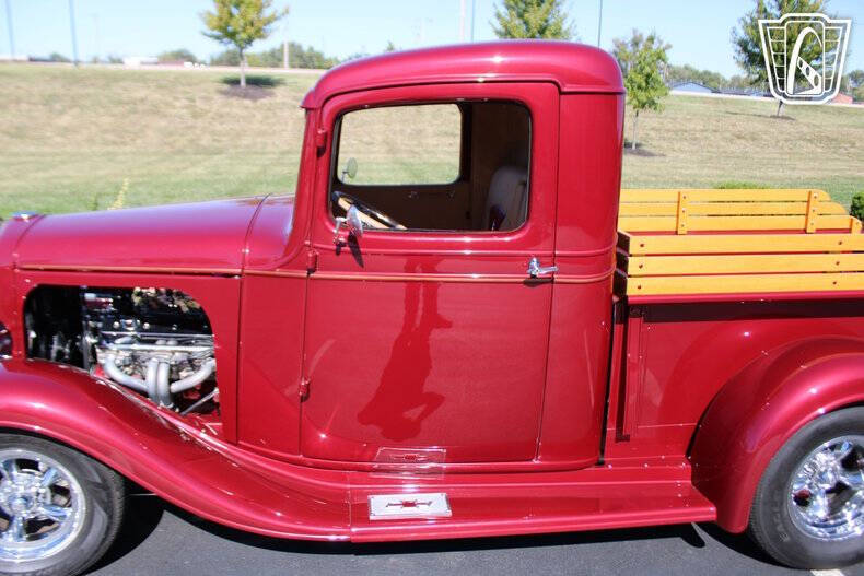 1934 Chevrolet Apache