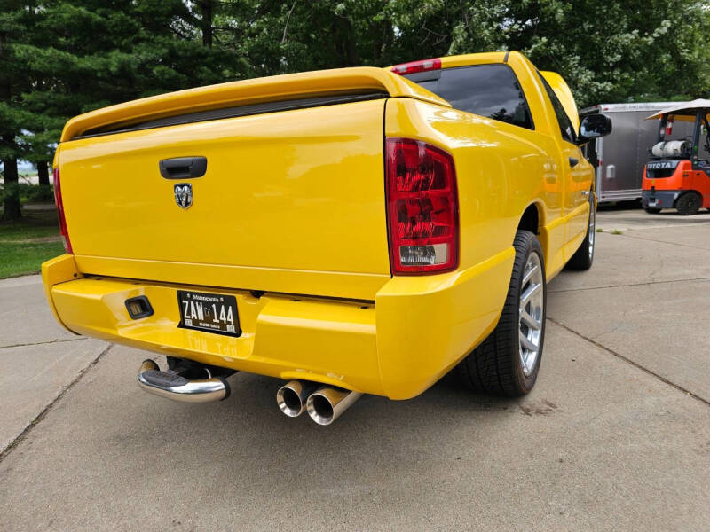 2005 Dodge Ram 1500 SRT-10