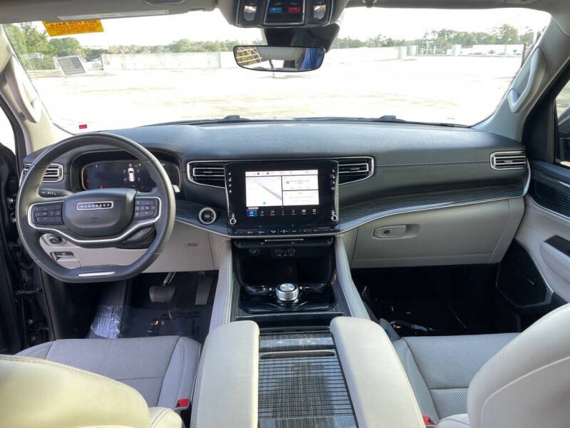 2022 Jeep Wagoneer Series II