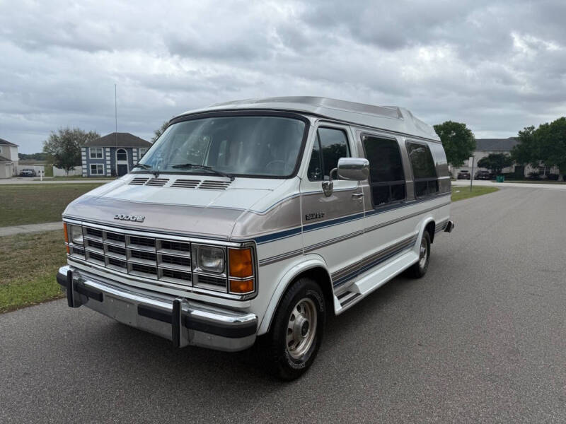 1992 Dodge Ram Van B250 Maxi