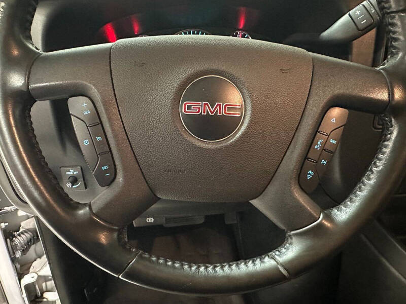 2020 GMC Savana 2500