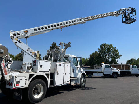 2015 Freightliner M2 106