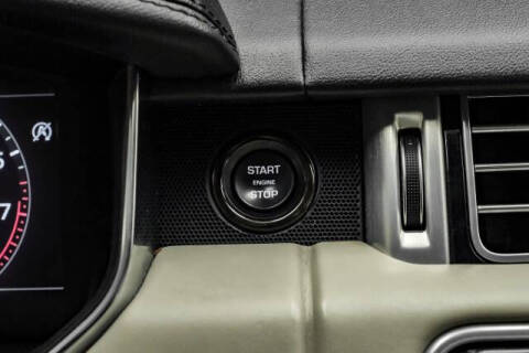 2020 Land Rover Range Rover P525 HSE