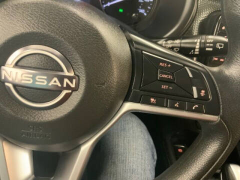 2022 Nissan Kicks SV