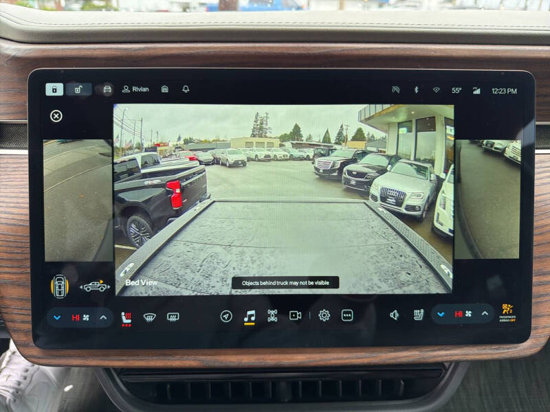 2023 Rivian R1T Launch Edition