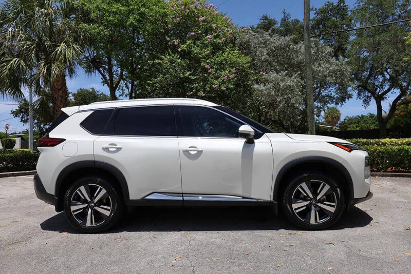 2021 Nissan Rogue SL
