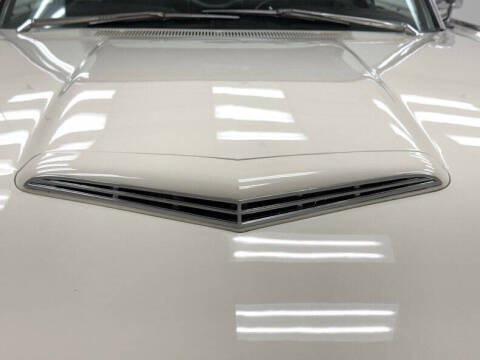 1963 Ford Thunderbird