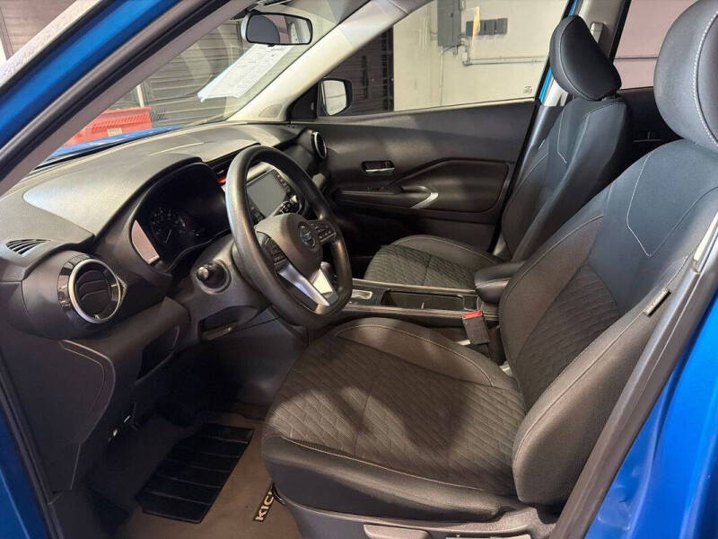 2021 Nissan Kicks SV