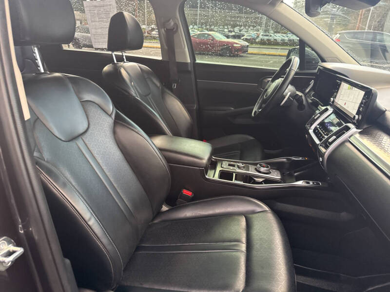 2023 Kia Sorento Hybrid EX