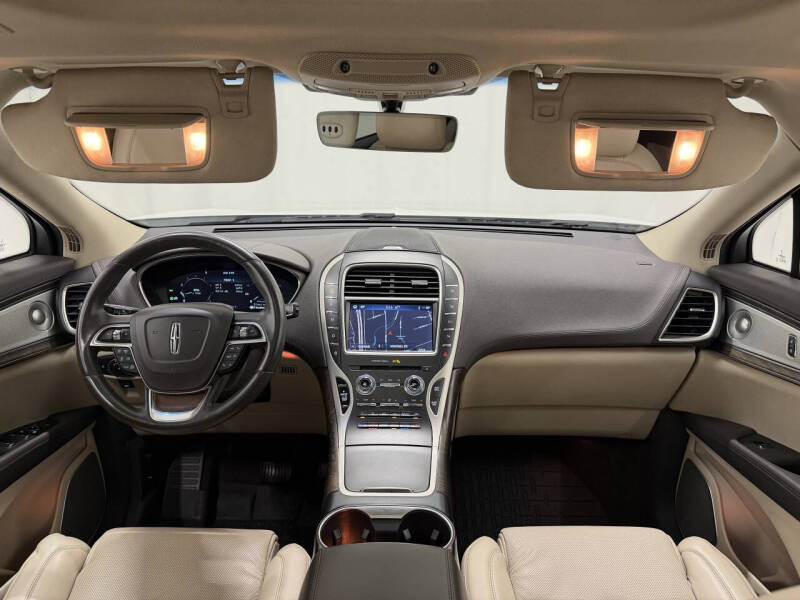 2020 Lincoln Nautilus Reserve