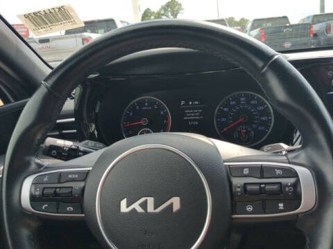 2023 Kia K5