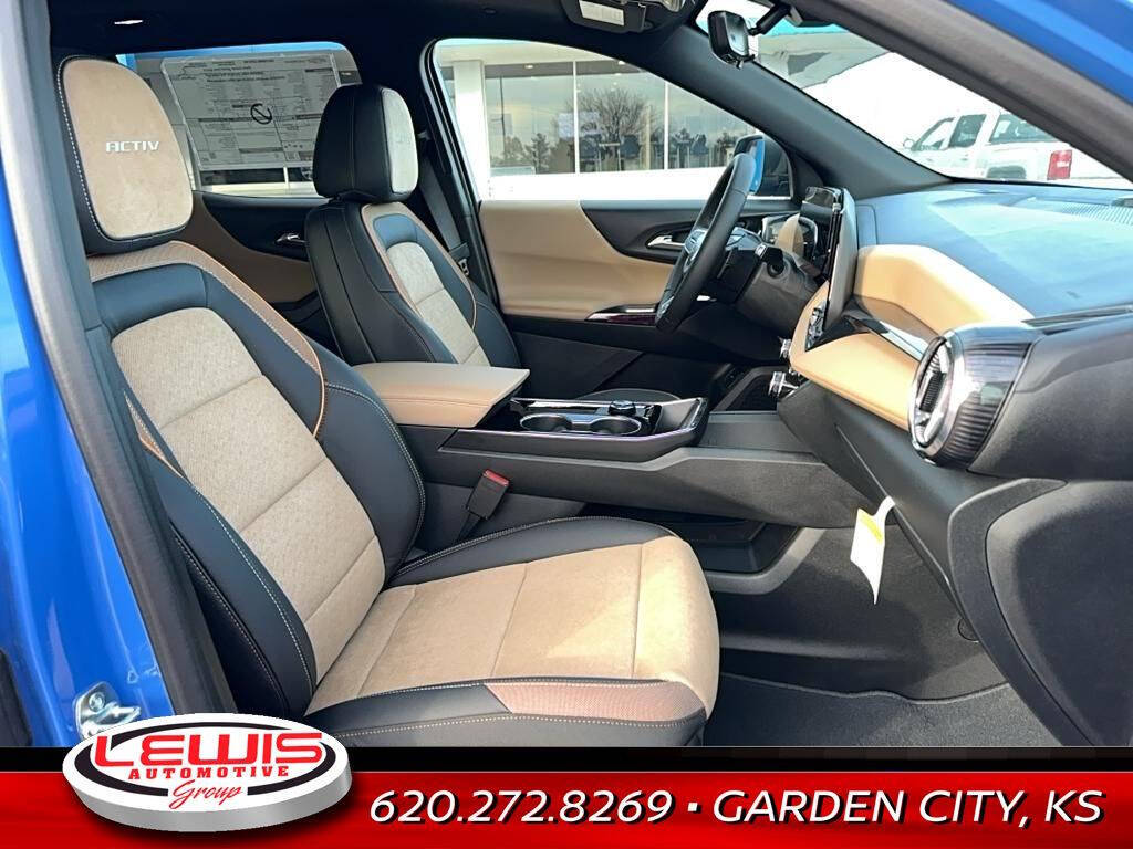 2025 Chevrolet Equinox for sale at Lewis Chevrolet of Garden City in Garden City, KS