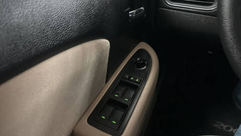 2011 Chrysler 200 LX