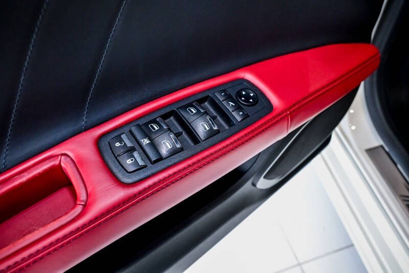 2022 Maserati Ghibli Modena