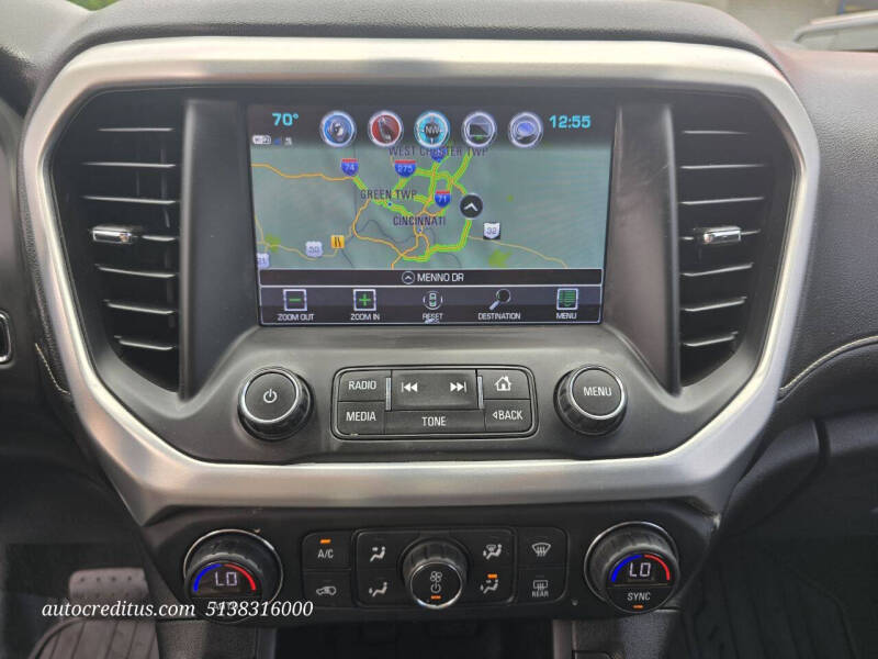 2017 GMC Acadia SLT-1