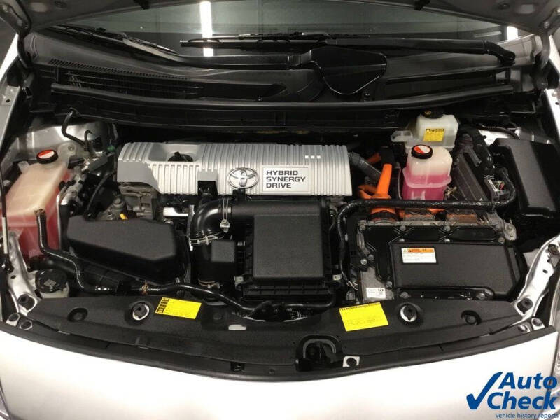 2015 Toyota Prius Three