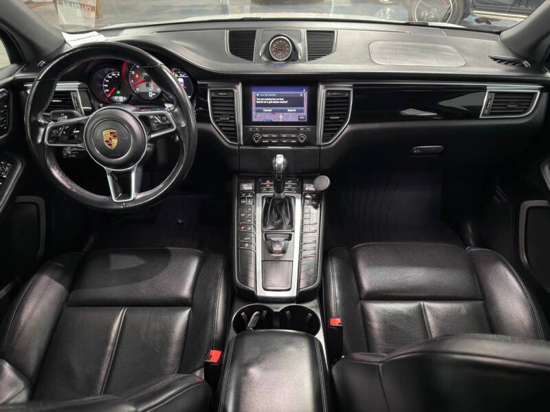 2018 Porsche Macan S