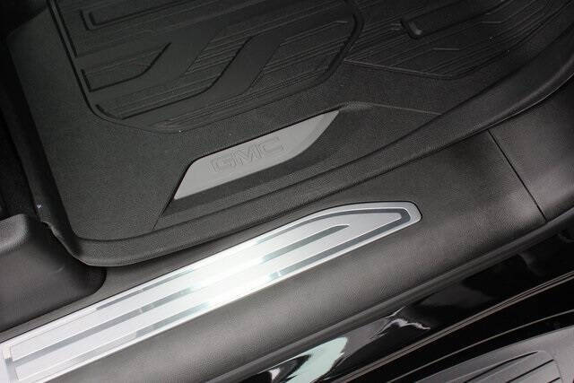 2025 GMC Sierra 1500 SLE