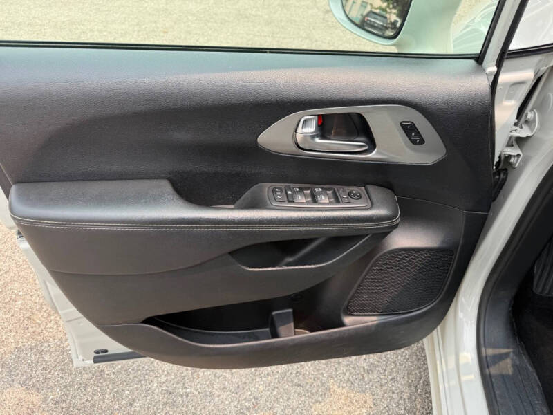 2020 Chrysler Pacifica Launch Edition