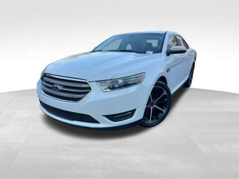 2016 Ford Taurus SEL