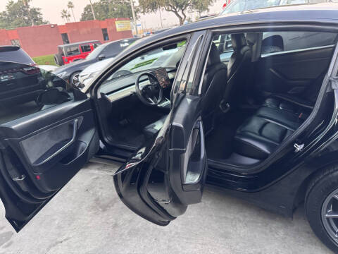 2021 Tesla Model 3 Standard Range Plus