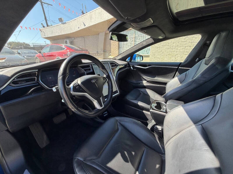 2015 Tesla Model S 85D