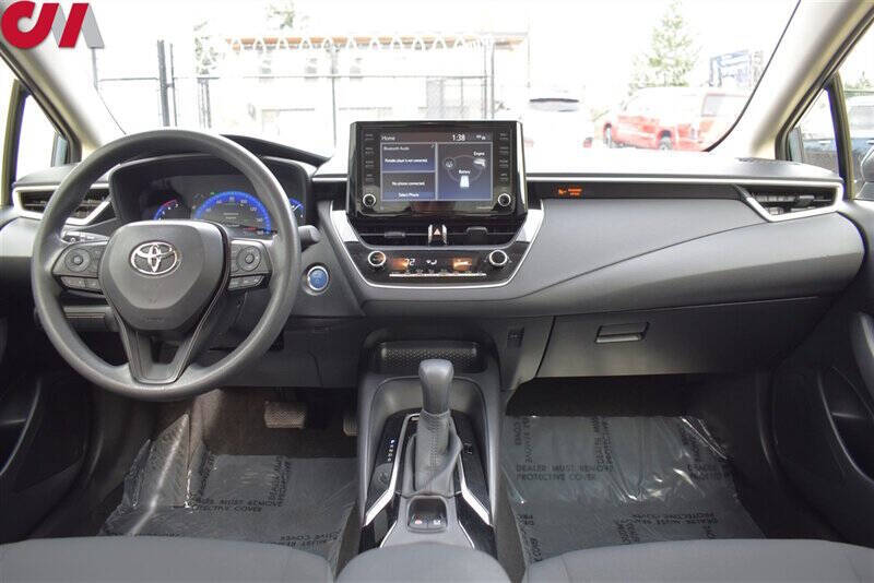 2022 Toyota Corolla Hybrid LE