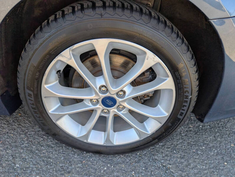 2019 Ford Fusion Hybrid SE