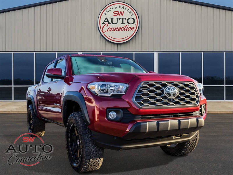 2022 Toyota Tacoma SR's photo