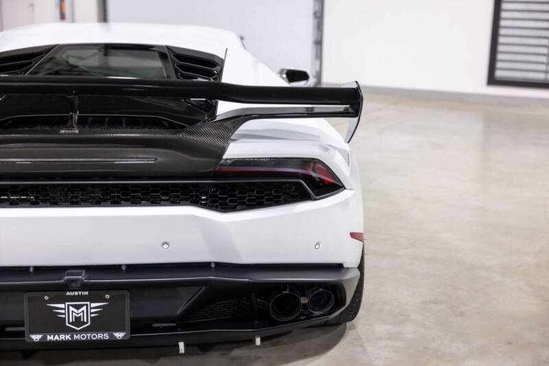 2016 Lamborghini Huracan LP 610-4