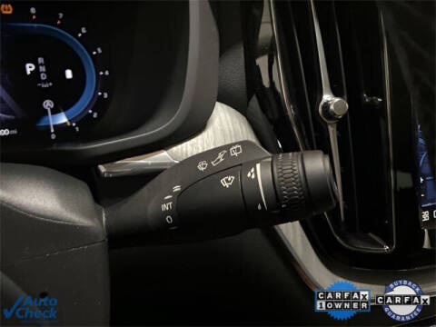 2025 Volvo XC60 B5 Plus Dark Theme