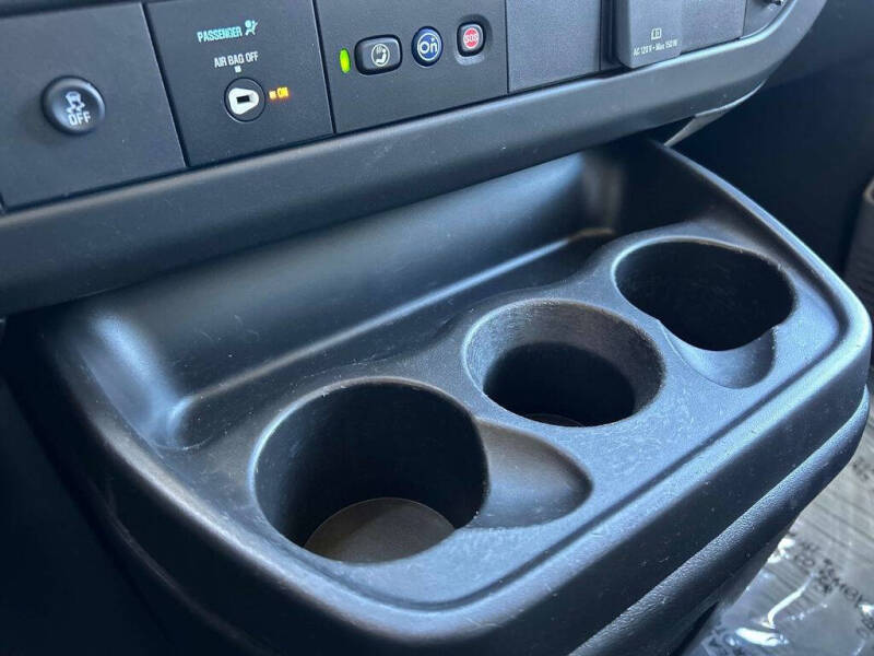 2020 Chevrolet Express 3500