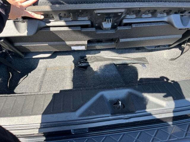 2015 Nissan Armada 15