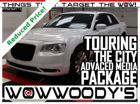 2022 Chrysler 300 for sale at WOODY'S AUTOMOTIVE GROUP in Chillicothe MO