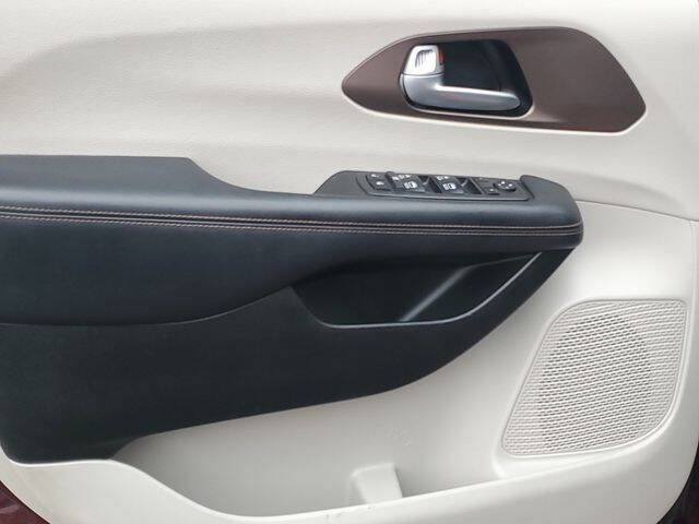 2018 Chrysler Pacifica Touring L Plus