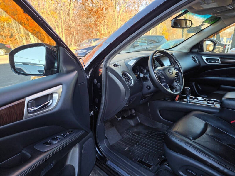 2013 Nissan Pathfinder Platinum