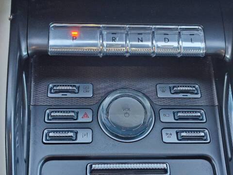 2024 Lincoln Nautilus Hybrid Premiere