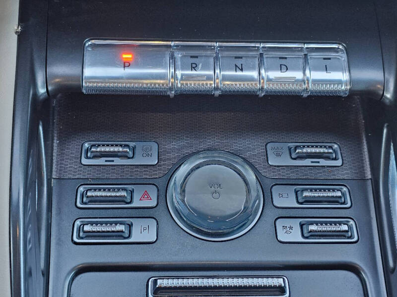 2024 Lincoln Nautilus Hybrid Premiere