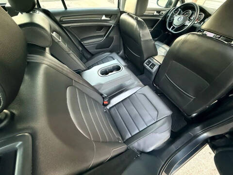 2015 Volkswagen Golf SportWagen TSI SEL