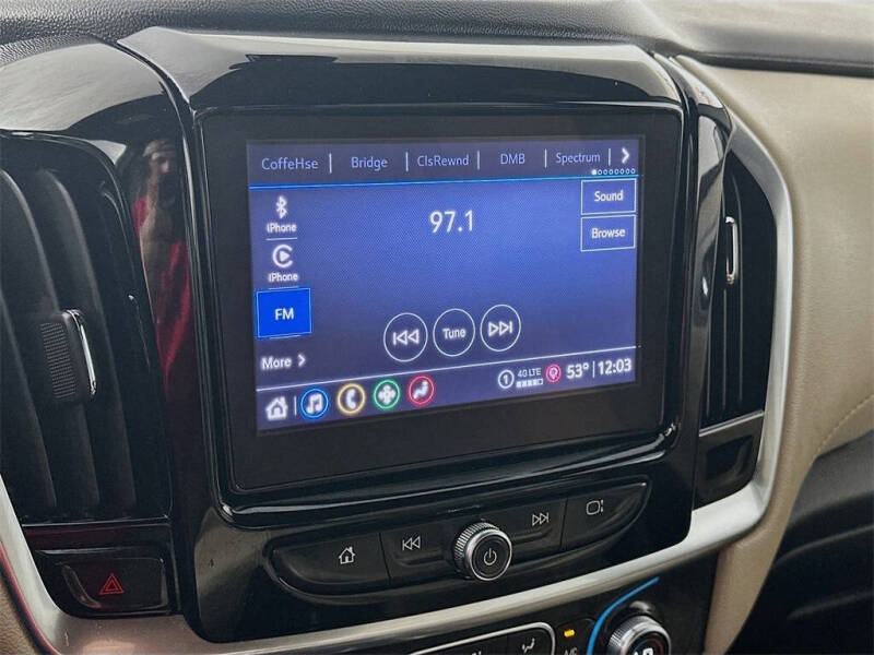 2022 Chevrolet Traverse LT Cloth