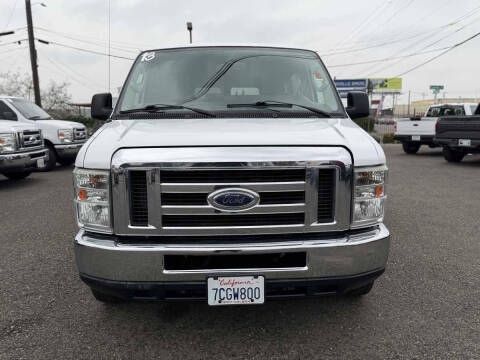 2013 Ford E-Series E-350 SD XLT
