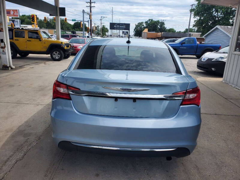 2012 Chrysler 200 Touring